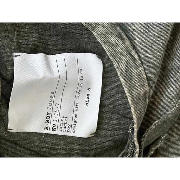 Distressed Gray Short Sleeve T-Shirt Size Small - Picture 8 of 10